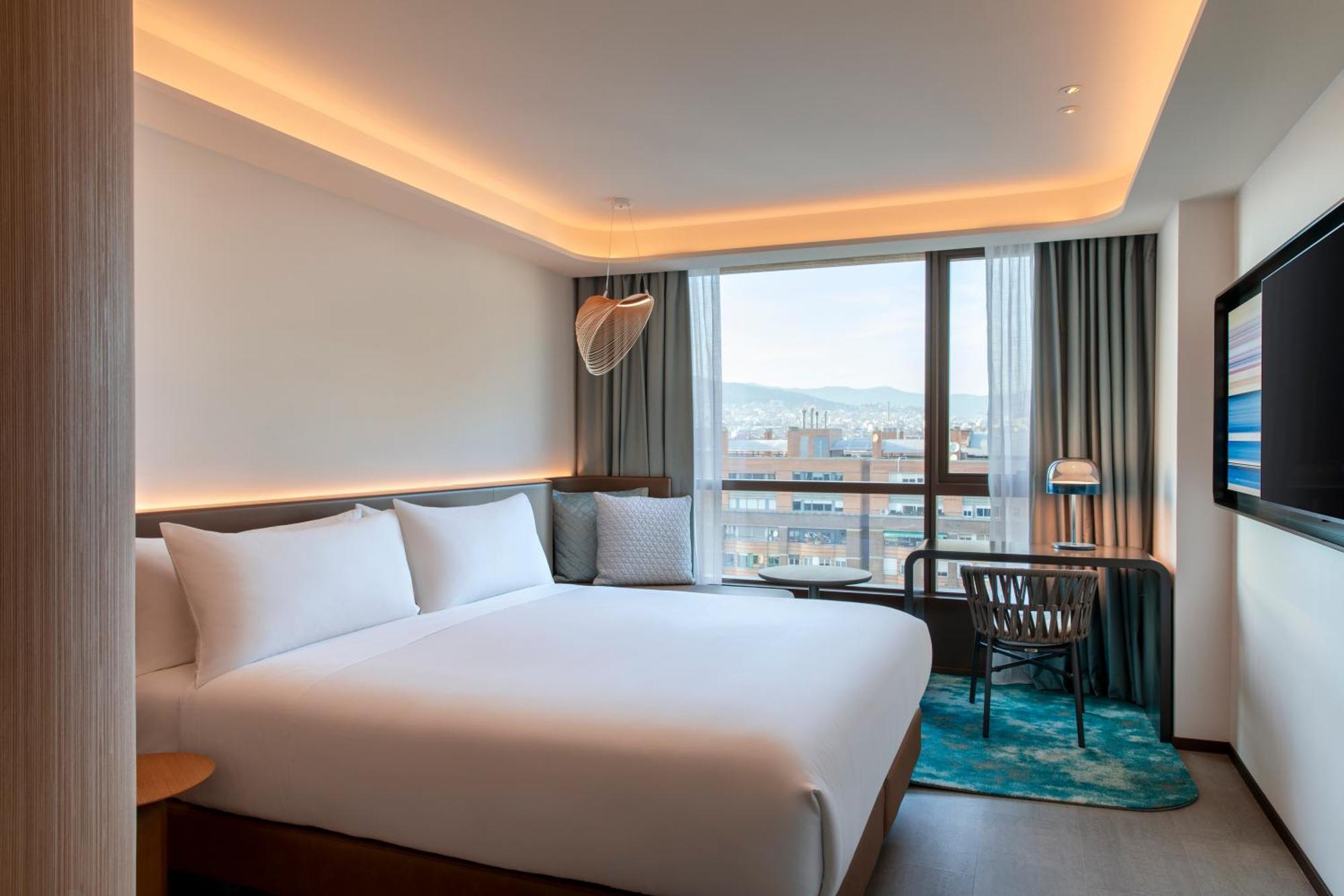 Labtwentytwo Barcelona, A Tribute Portfolio Hotel By Marriott Bagian luar foto