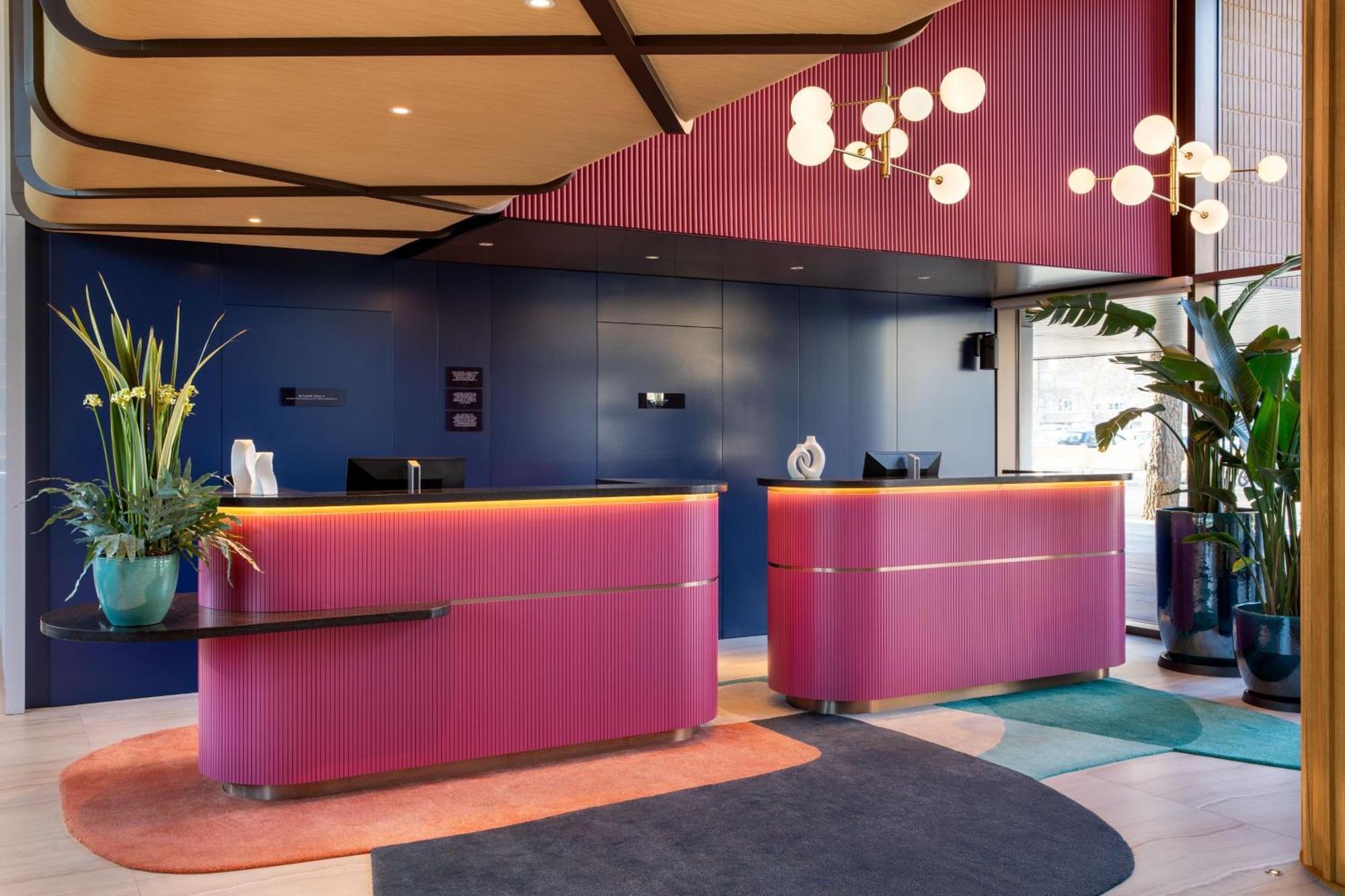 Labtwentytwo Barcelona, A Tribute Portfolio Hotel By Marriott Bagian luar foto