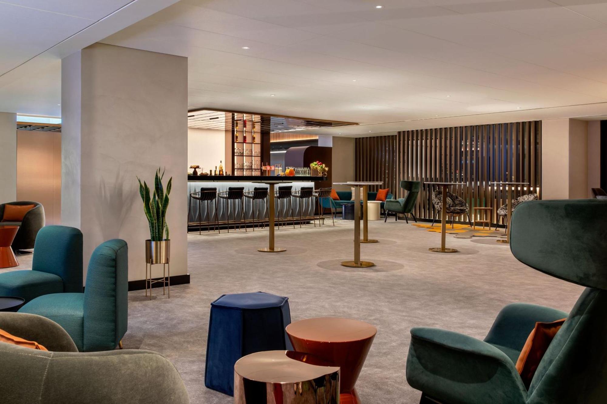 Labtwentytwo Barcelona, A Tribute Portfolio Hotel By Marriott Bagian luar foto