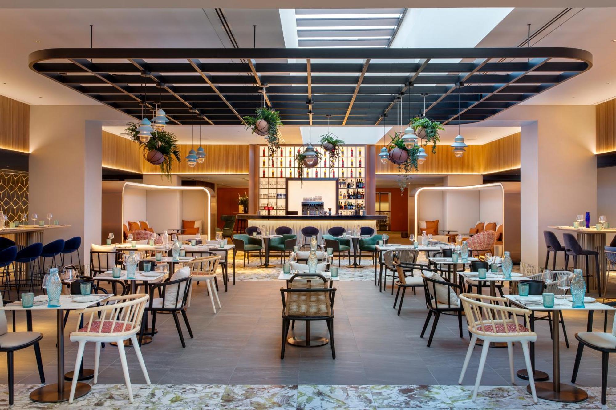Labtwentytwo Barcelona, A Tribute Portfolio Hotel By Marriott Bagian luar foto