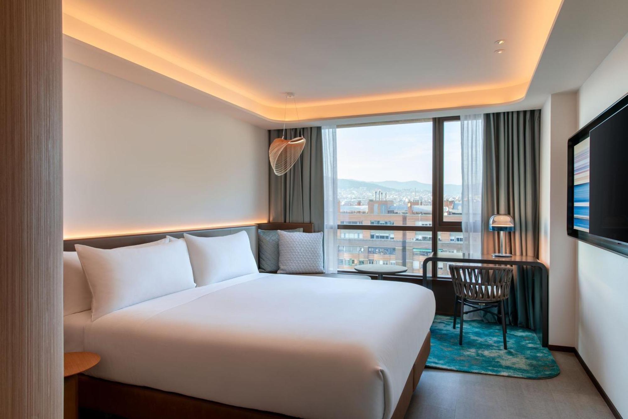 Labtwentytwo Barcelona, A Tribute Portfolio Hotel By Marriott Bagian luar foto