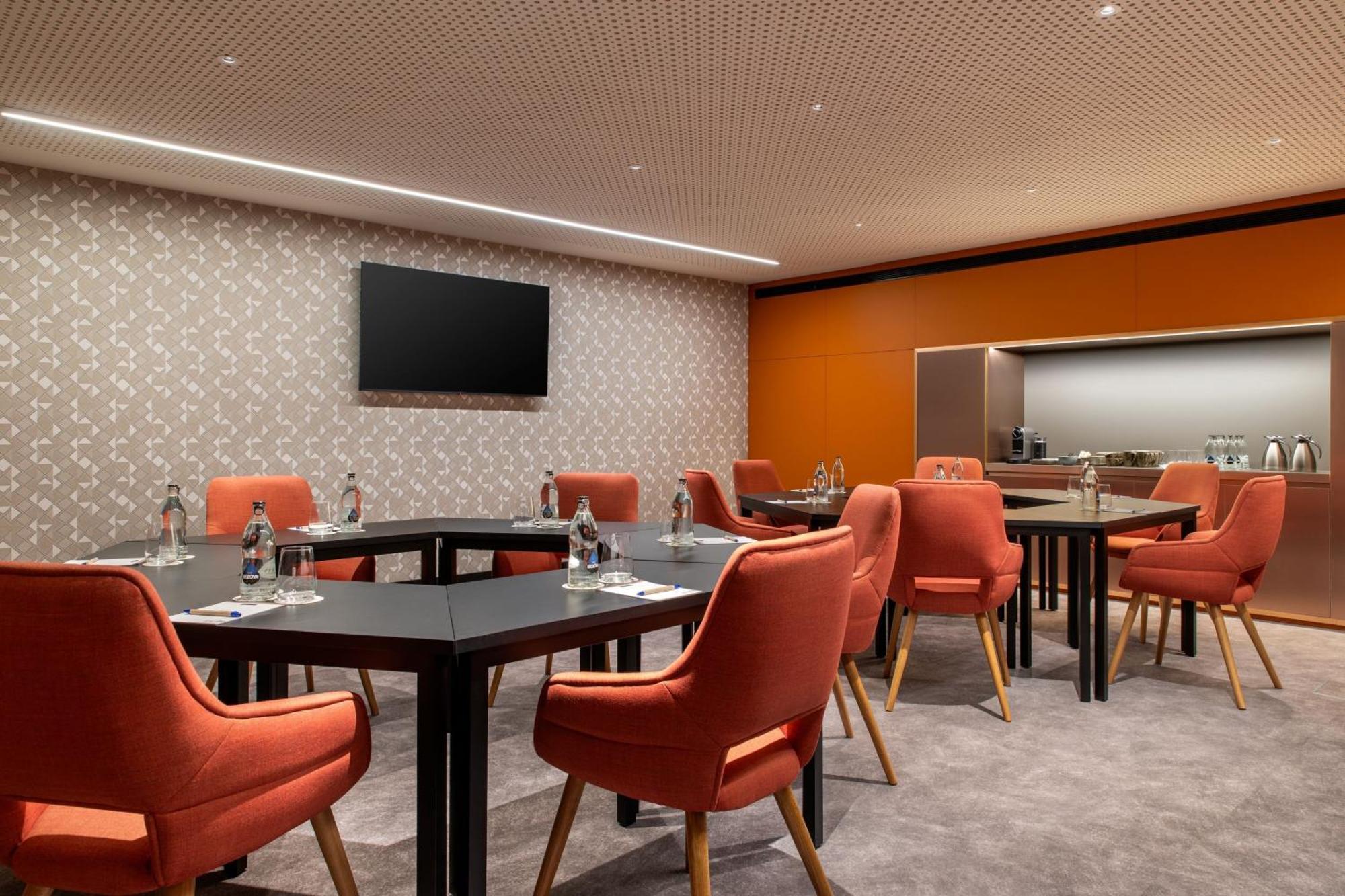 Labtwentytwo Barcelona, A Tribute Portfolio Hotel By Marriott Bagian luar foto