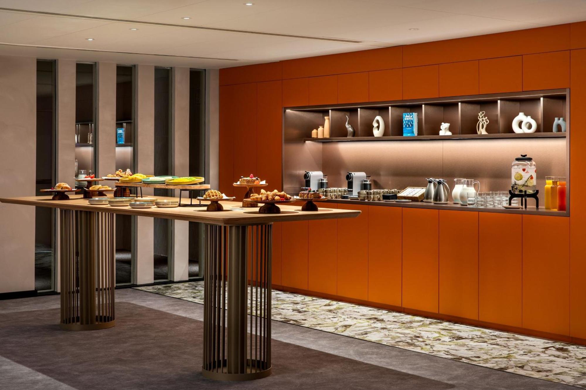 Labtwentytwo Barcelona, A Tribute Portfolio Hotel By Marriott Bagian luar foto