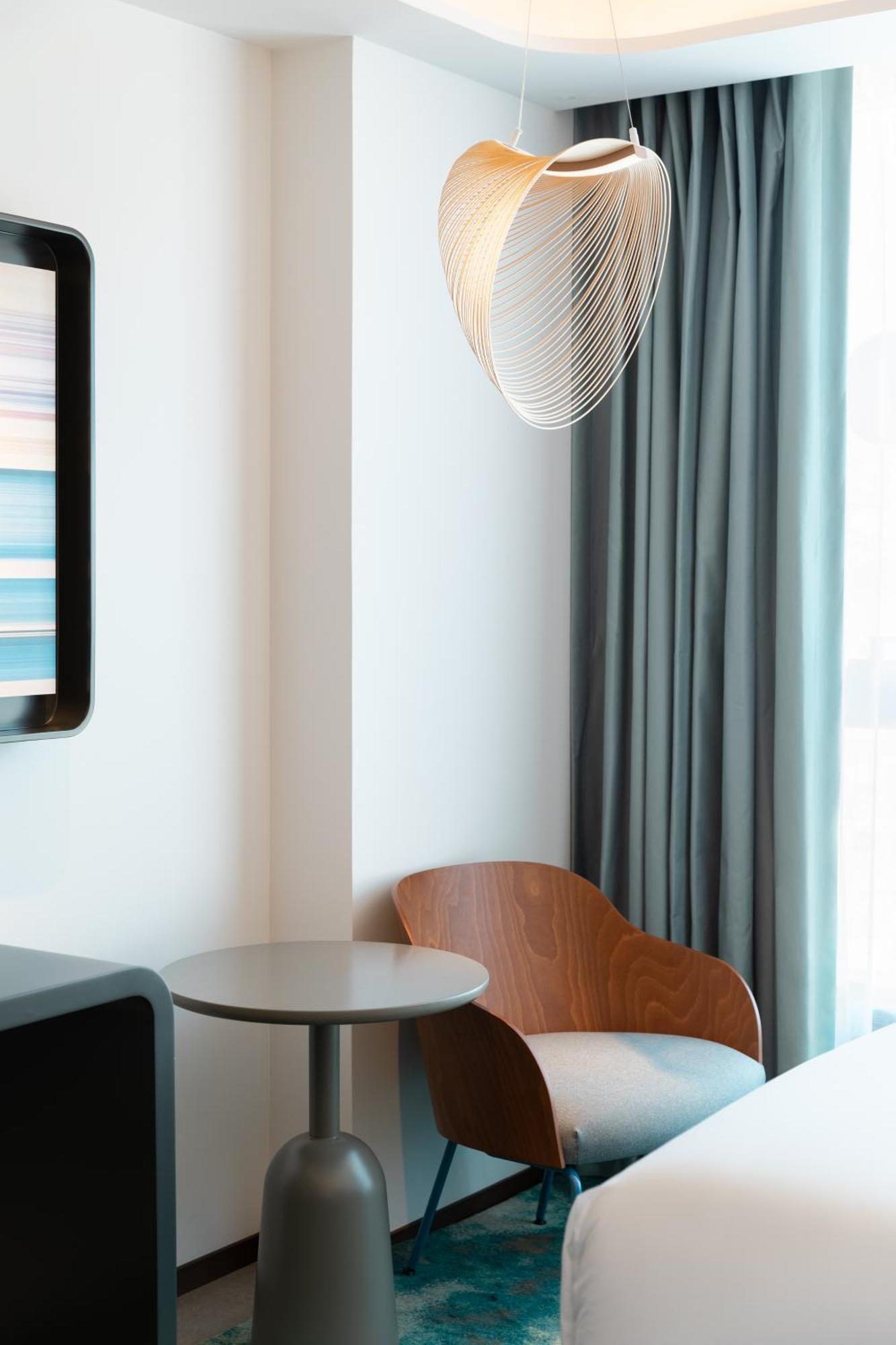 Labtwentytwo Barcelona, A Tribute Portfolio Hotel By Marriott Bagian luar foto