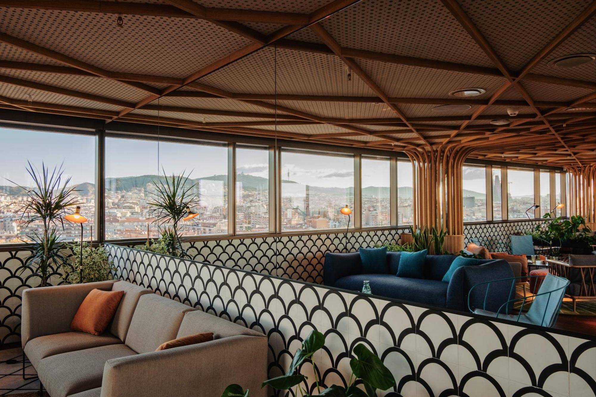 Labtwentytwo Barcelona, A Tribute Portfolio Hotel By Marriott Bagian luar foto