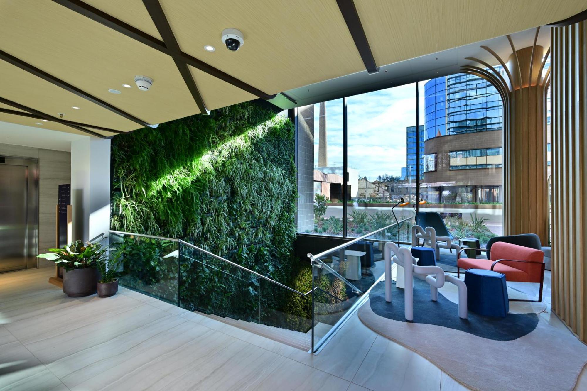 Labtwentytwo Barcelona, A Tribute Portfolio Hotel By Marriott Bagian luar foto